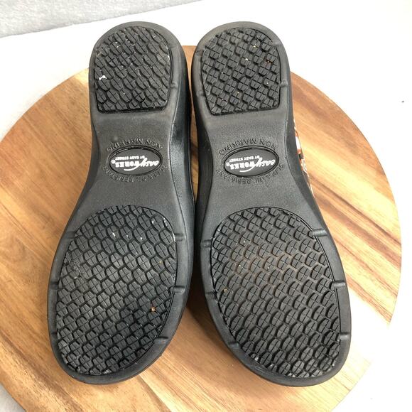 Easy Works by Easy Street Women's Size 9.5 M Skull Leather Patent Black 20-0201 - Picture 8 of 9